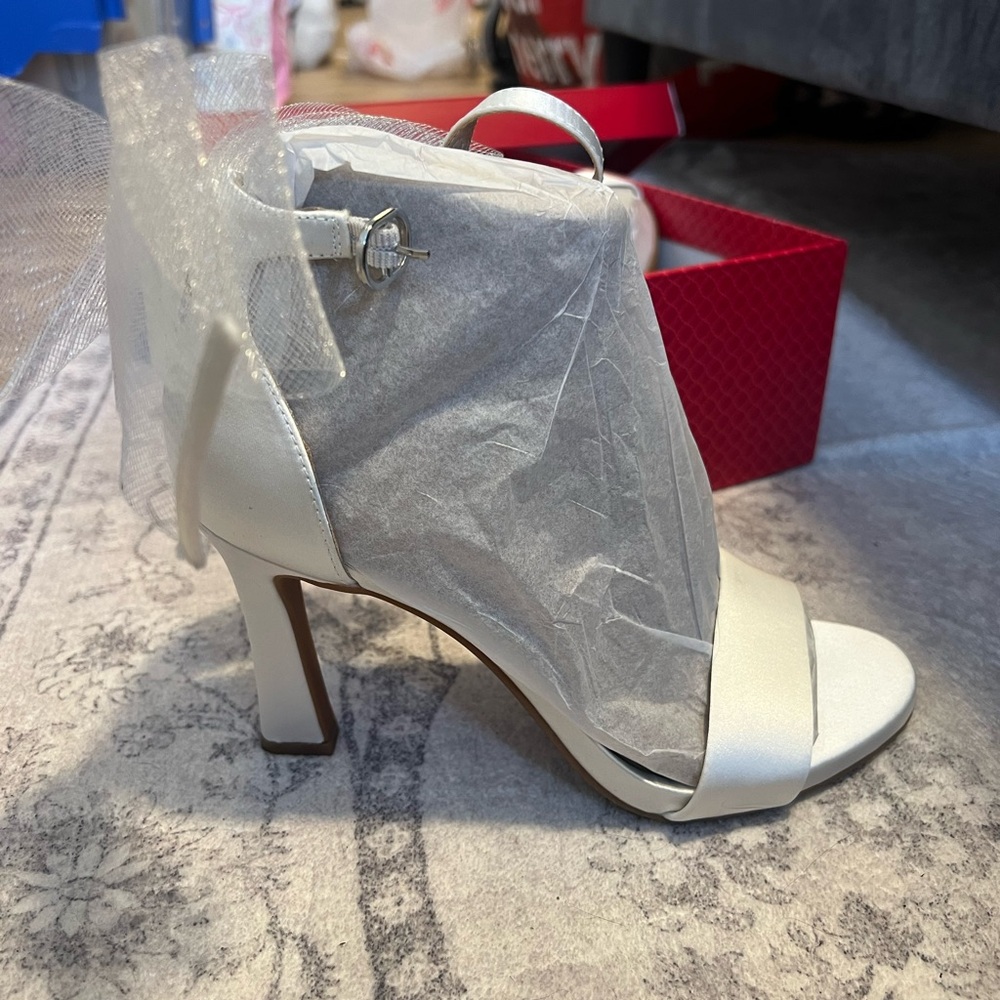 Kelly & Katie White Satin Heels